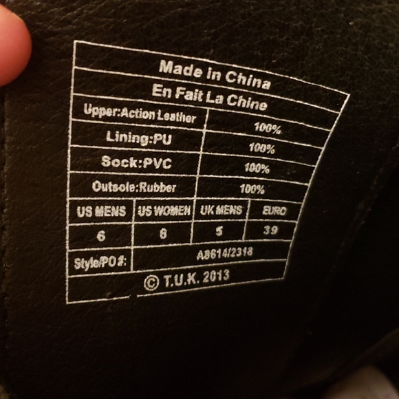 BRAND NEW! NEVER WORN! T.U.K Black 8 Eye Port Boots Size 8 Women - Picture 5 of 7